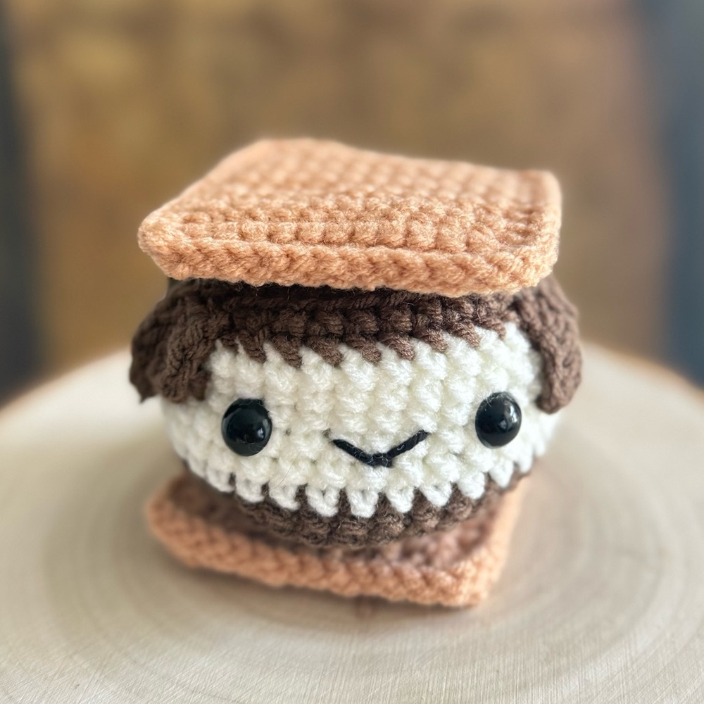 S'mores Plush Toy Handmade Crochet Amigurumi Decor